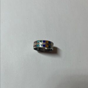 Sterling silver colourful engraved ring